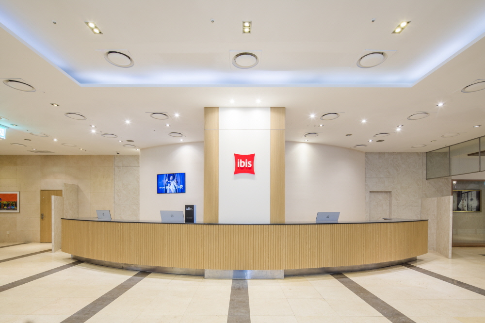 IBIS Ambassador (Suwon)